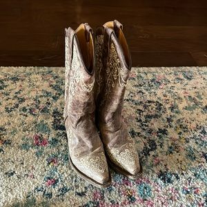 Girls Corral Boots. Size 3.